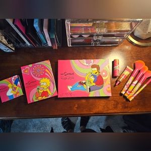 Simpson's Summer Makeup Set